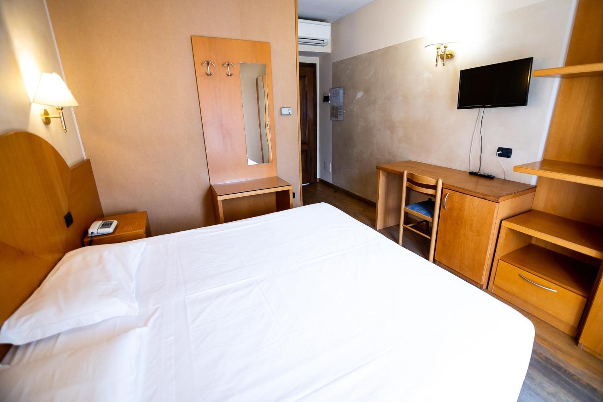 Hotel Rendez Vous 샤티옹 외부 사진